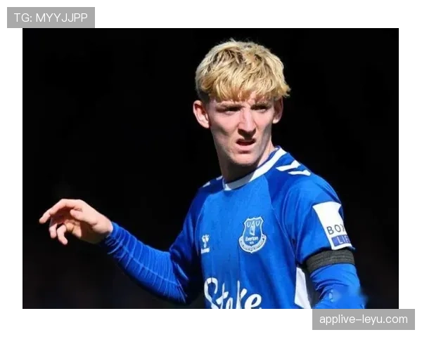 安东尼·戈登英超赛季表现抢眼，关键进球助球队斩获重要胜利