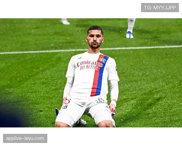 里昂进攻战术全面升级，团队协作闪耀法甲引领新潮流