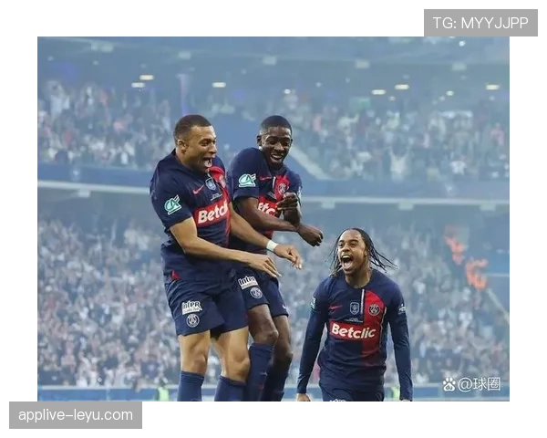 姆巴佩领衔法国队状态回暖，全新风采引球迷期待