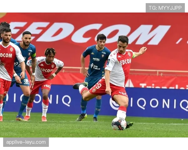 法甲转会市场热度飙升,各队目标清晰彰显争冠雄心 法甲转会市场热度飙升,各队目标清晰彰显争冠雄心